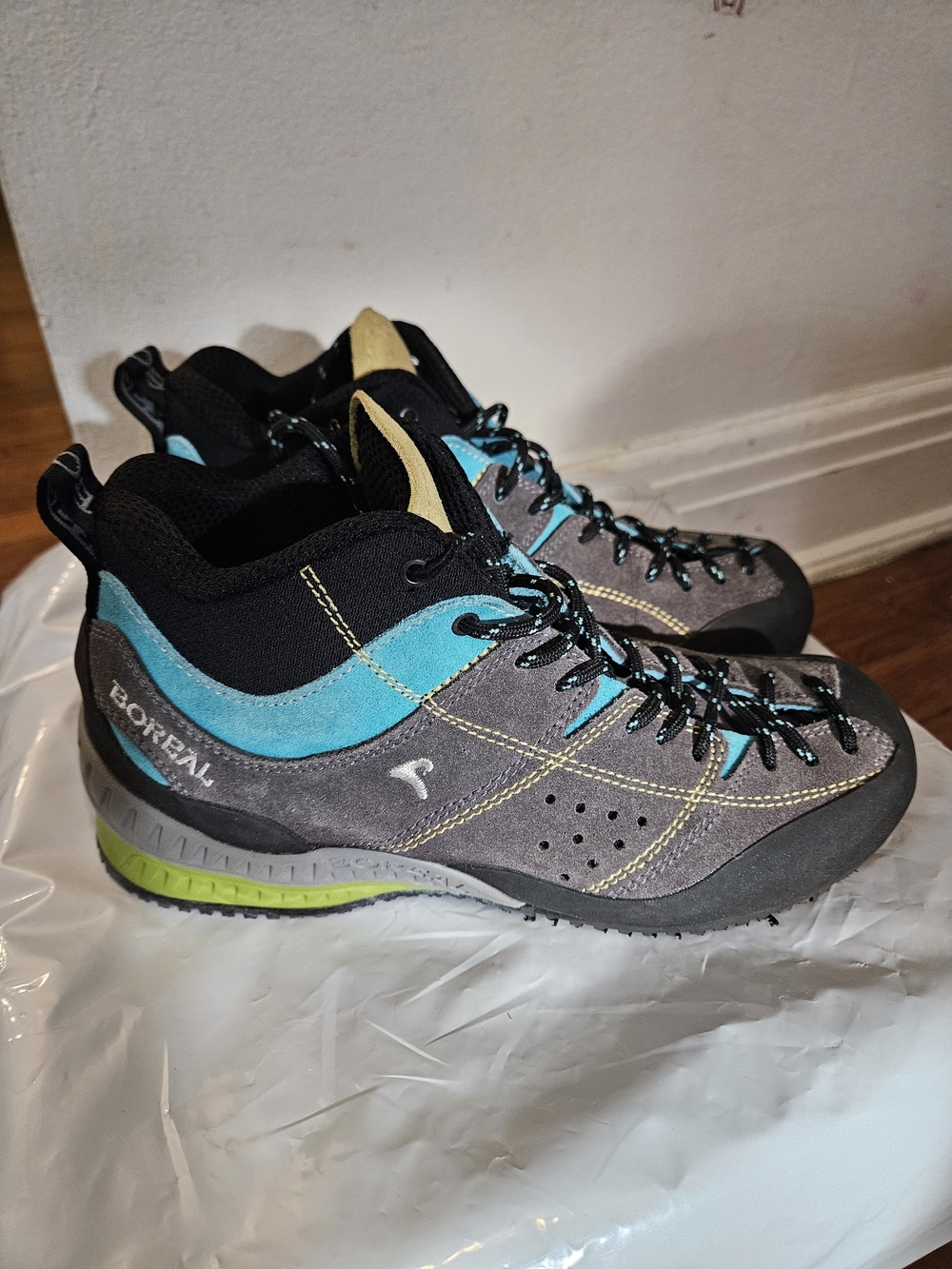 Boreal Gray & Teal Hiking Shoes Size 6